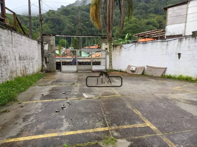 Terreno à venda, 450 m² por R$ 600.000 - Boiçucanga - São Sebastião/SP