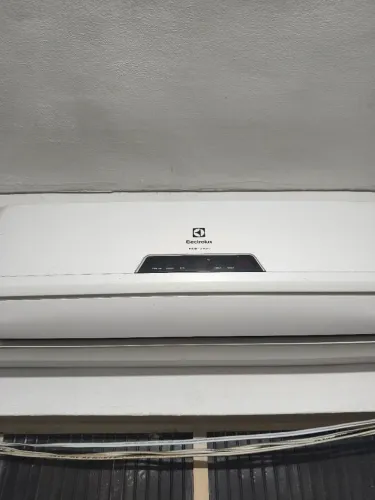 Ar condicionado Split Eletrolux Ecoturbo 9000btus com Gás