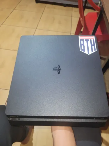 Playstation 4 512gb semi novo 6 jogos físicos 2 controles original 