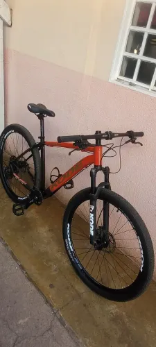 Bike kode, toda em shimano, novinha 