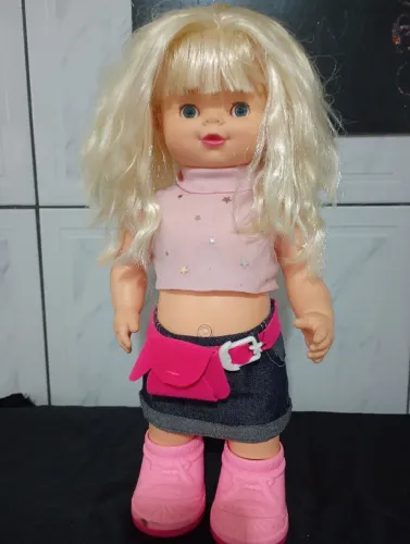 Boneca Roquita 