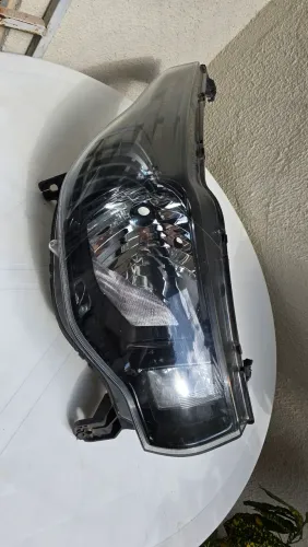Faróis Originais Fiat Mobi Like 2022/2023 Mopar Par Original