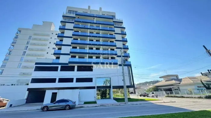 Apartamento com 03 dormitórios sendo 03 suítes no Bairro Pedra Branca em Palhoça.