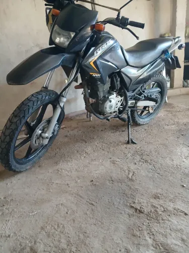 Vendo bros 2011 completa mais roda de liga