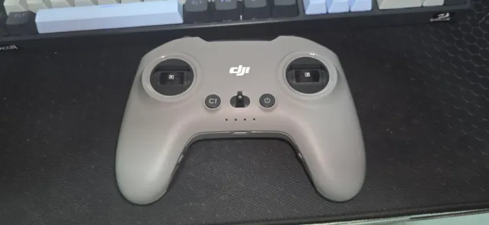 ? DJI FPV Remote Controller 3 ? NOVO, USADO APENAS PARA TESTES NO SIMULADOR