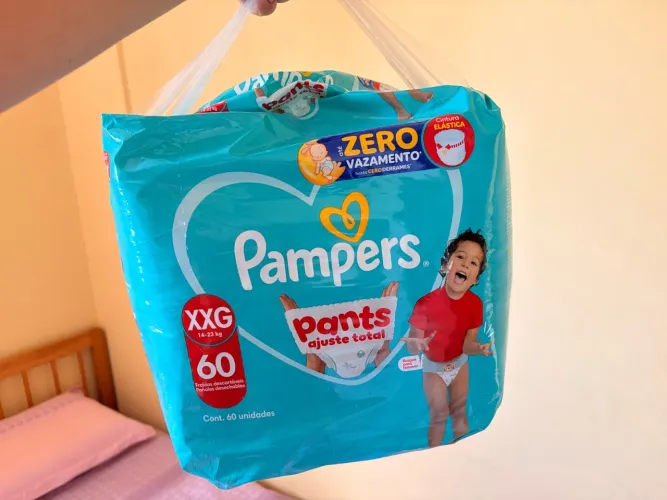 Fralda Pampers Nunca aberta XXG 