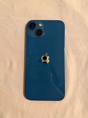 iPhone 13 bateria 93%