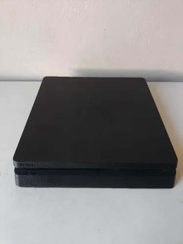 Playstation 4 Slim 1TB