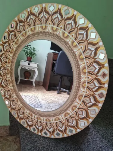 Mandala Artesanal 70cm tons bege dourado