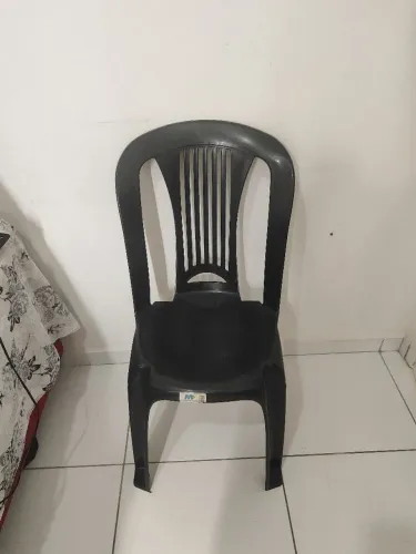 Cadeira de plástico ÚLTIMA UNIDADE
