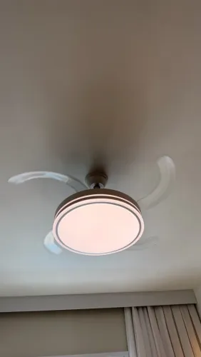 Ventilador de teto Led e retrátil