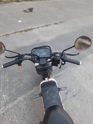 Vendo scooter 800w, nova