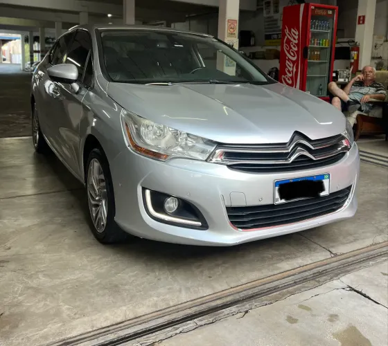 Citroen C4 Lounge Exclusive 1.6 Turbo 4P Aut. 2014