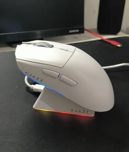 Mouse Gamer Ajazz com Dock de Carregamento