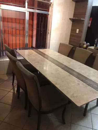 Mesa de mármore 2 metros x 1 metro