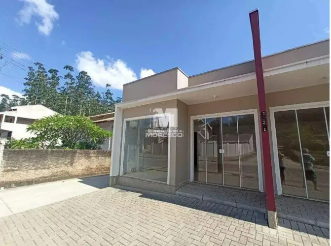 Sala comercial no bairro Lageado Baixo em Guabiruba!