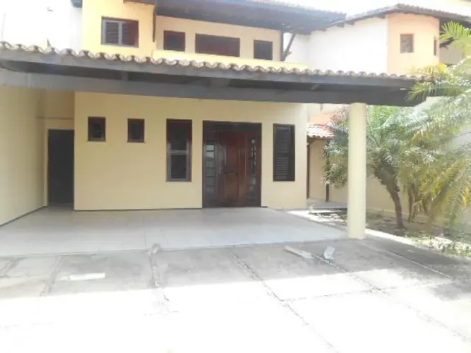 Casa à venda no bairro Sapiranga, Fortaleza
