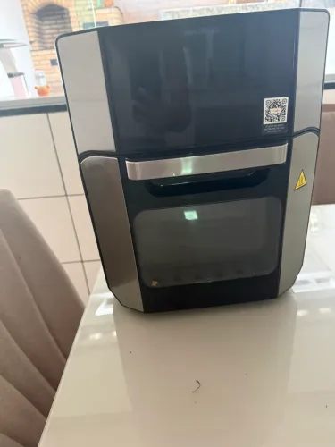 Air Fryer Britânia retirada de peças