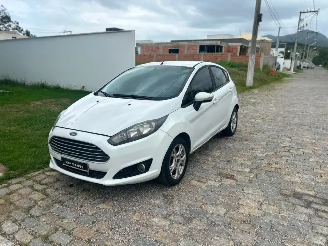 Ford Fiesta 1.6 16V Flex Mec. 5P 2016