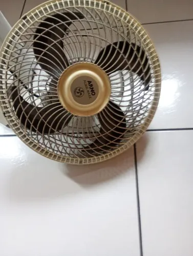 Vendo ventilador Arno 30 cm falta base 