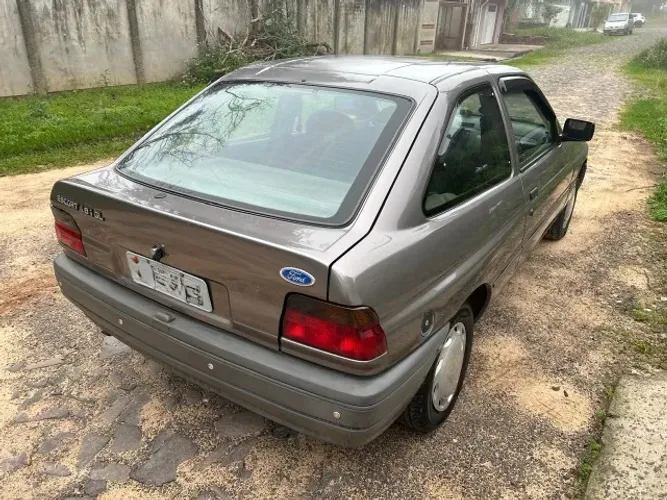 Ford Escort GL 1.8i / 1.8 1995