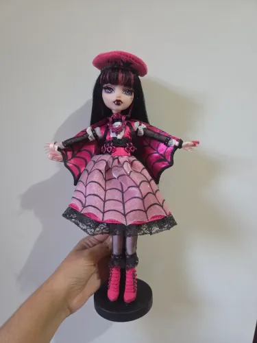 Monster high- Draculaura haunt coulture customizada