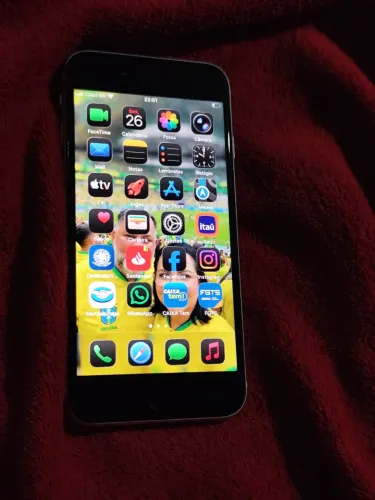 iPhone SE