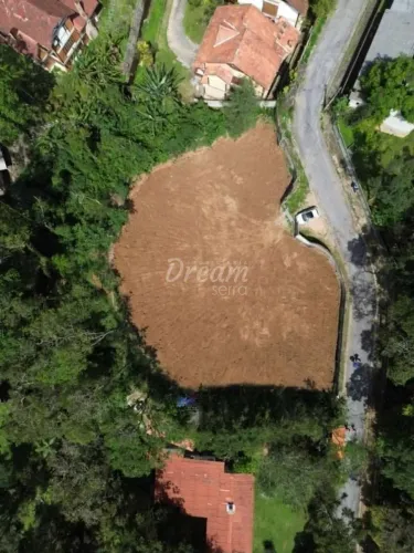 Terreno à venda, 2064 m² por R$ 675.000,00 - Granja Guarani - Teresópolis/RJ