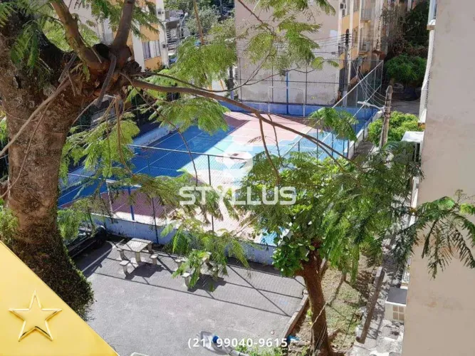 Apartamento Claro e Arejado com Varanda em Piedade! M21B