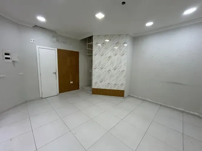Loja na Brás de Aguiar | 60m² | Nazaré