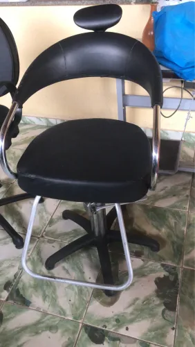 Cadeira hidráulica de barbearia 