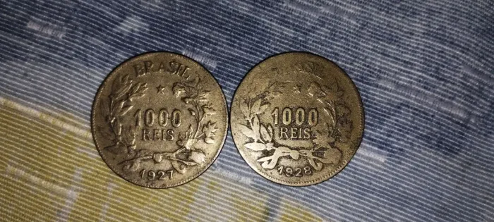Moedas antigas para colecionador.