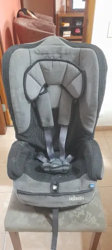 Cadeirinha infanti