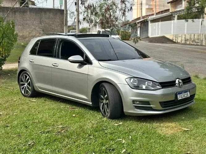 Volkswagen Golf Highline 1.4 TSI 140cv Aut. 2015