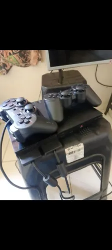 Playstation 2 em ótimo estado 