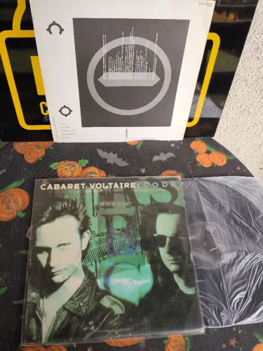 LP Cabaret Voltaire Code