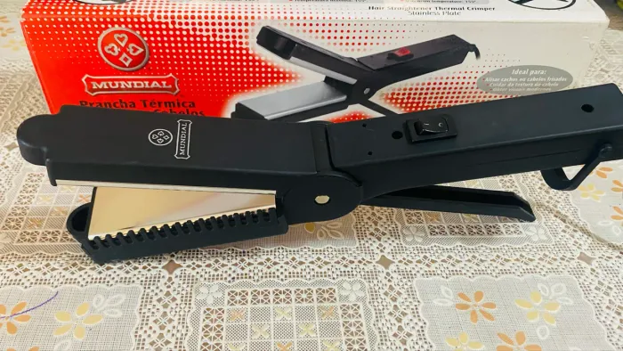 Prancha para cabelo . Mundial