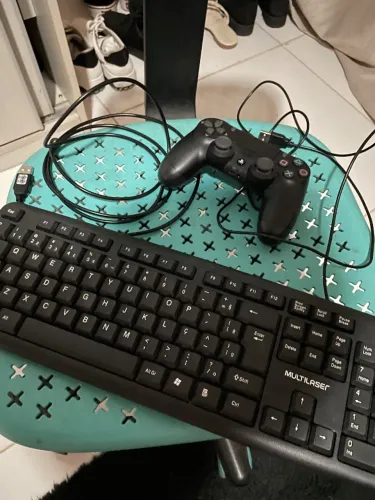 Controle de ps4/cabo de carregador/teclado multilaser