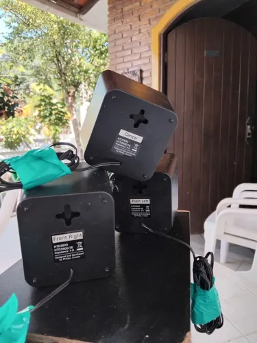 06 Caixinhas de som Philips