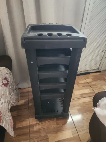 Carrinho Auxiliar para Salão