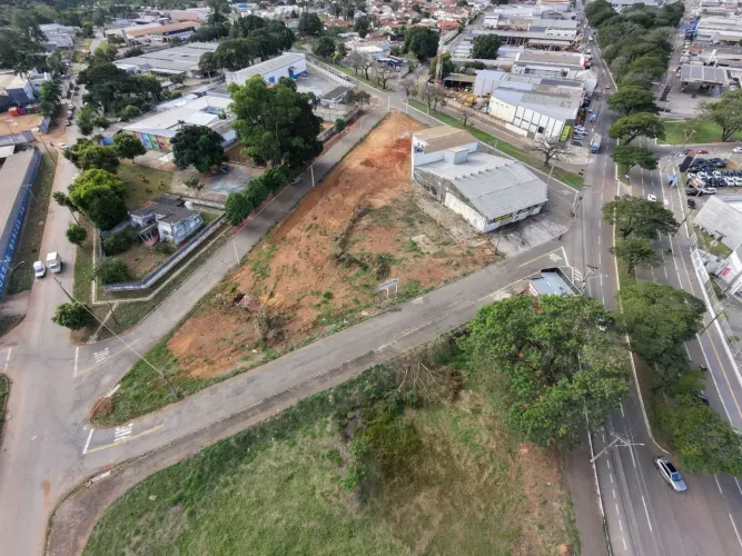 Área para aluguel com 3.760 metros quadrados, Setor Santa Genoveva - Goiânia - GO