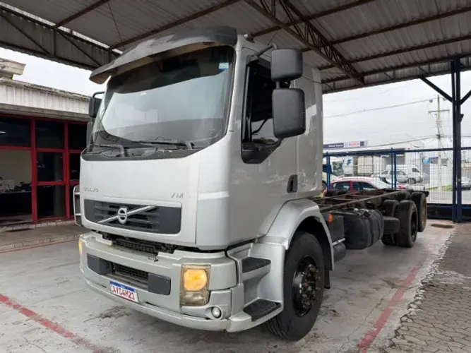 Volvo Vm 270 ano 2013