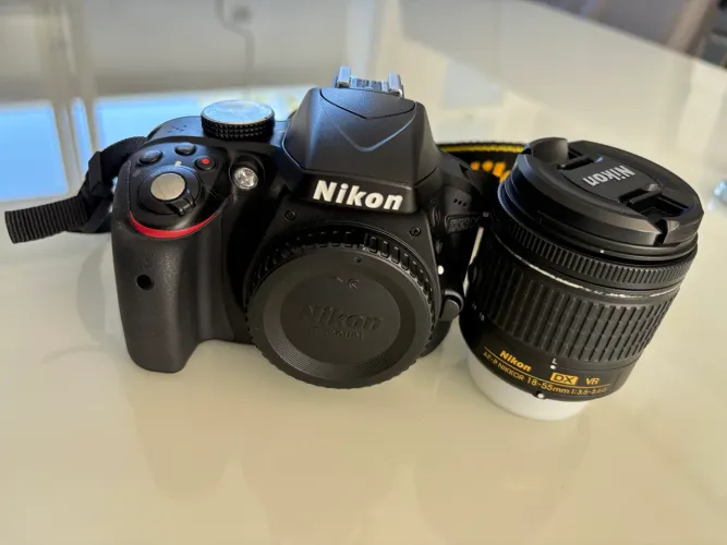 Camera Nikon D3300