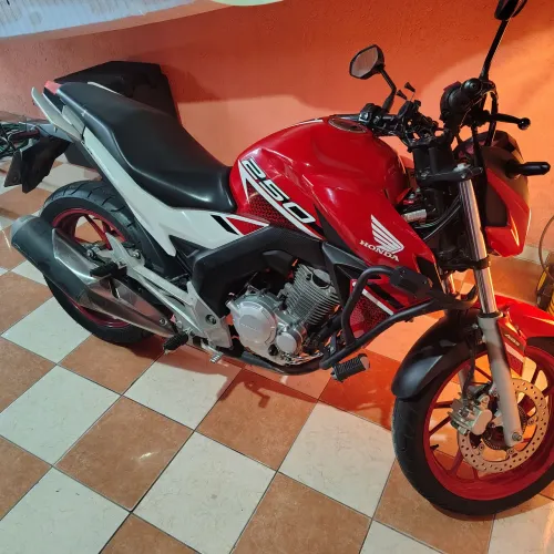 Twister 250cc. Ano 2022
