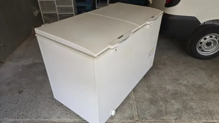 Freezer Horizontal Electrolux 2 Portas 400L - 127v- H440