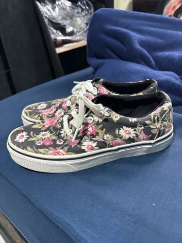 tênis Vans estampado floral 37