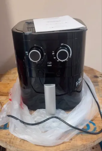 Vende- se Air Fryer 220V 