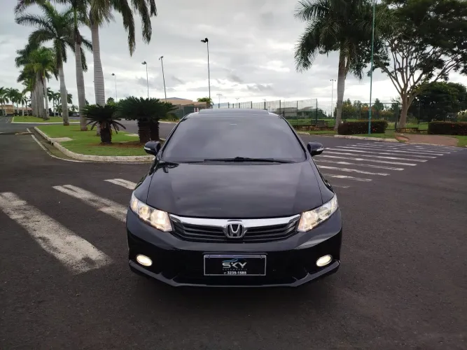 Honda Civic Sedan EXS 1.8/1.8 Flex 16V Aut. 4P 2012