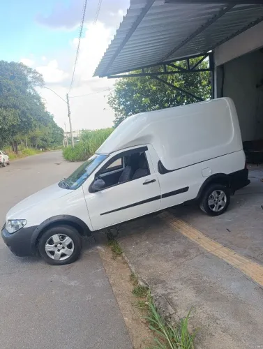 Baú capota para Strada antiga gabine simples 2003/13