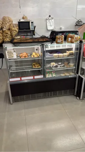 Expositor quente frio Gelopar